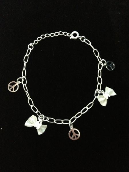 Pulseira de Lacinhos