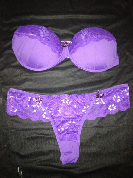 Lingerie Roxa - Calcinha Fio Dental - GG