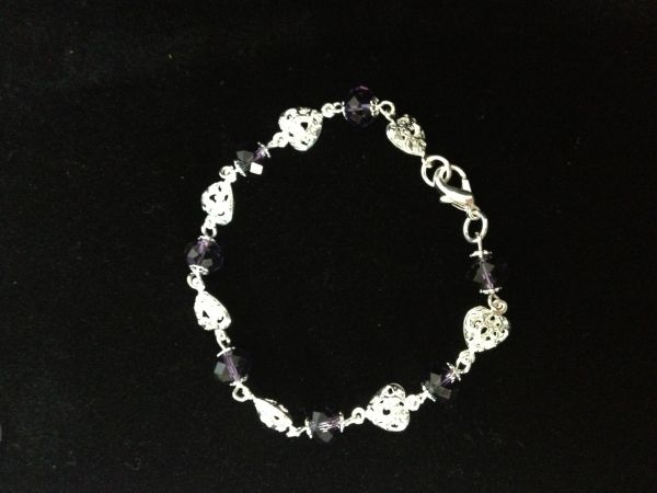 Pulseira de Corações e Pedras Roxas